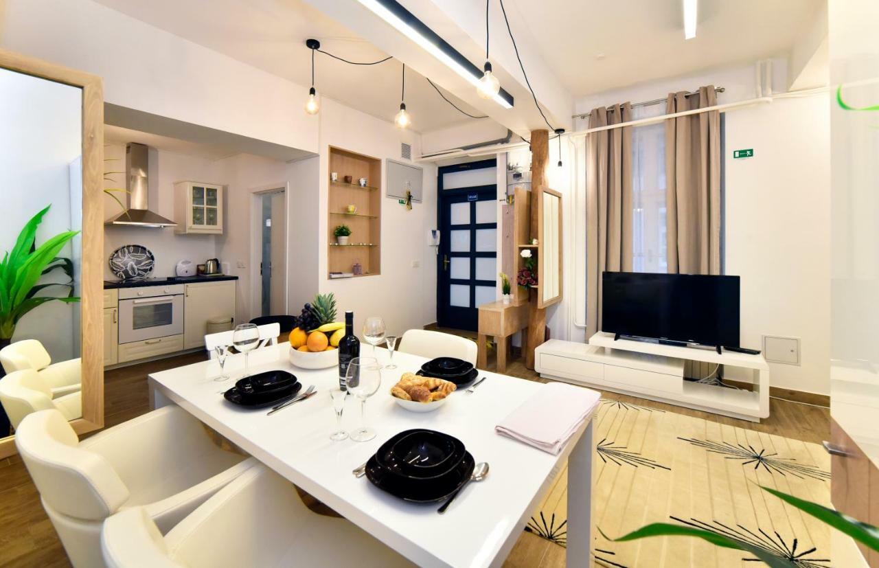 Ban Jelacic Apartment Zagreb Exterior foto